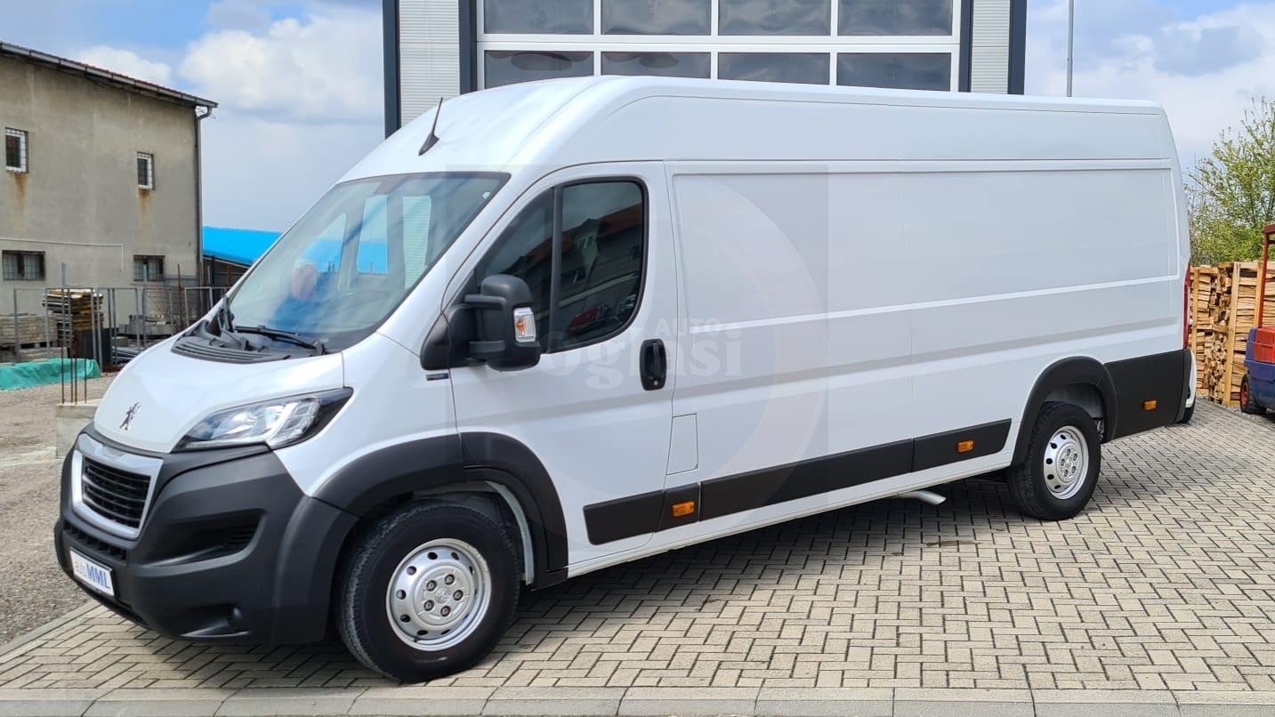 Peugeot Boxer 2,2hdi L4H2 Nov 2021. godište